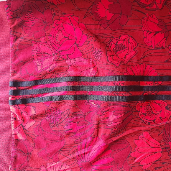 Adidas Floral Skirt in Red, Size Small - Picture 6 of 9